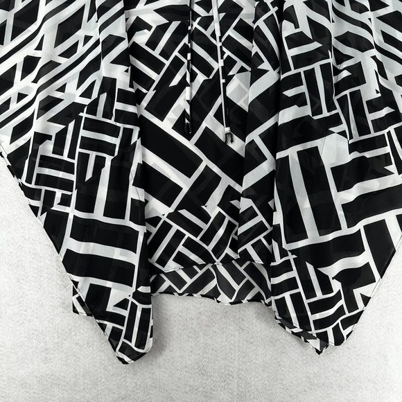 Catherines Plus Poncho Top Shirt Womens 0X/1X Blouse Short Sleeve Boho - Picture 3 of 15